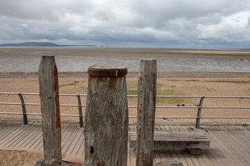 氢氧化钠为什么不能储存在带了磨口玻璃塞试剂瓶