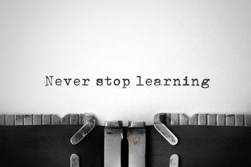 去日本留学在职证明不写电话号码可以吗？