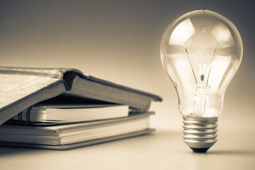 吕布和关羽谁厉害